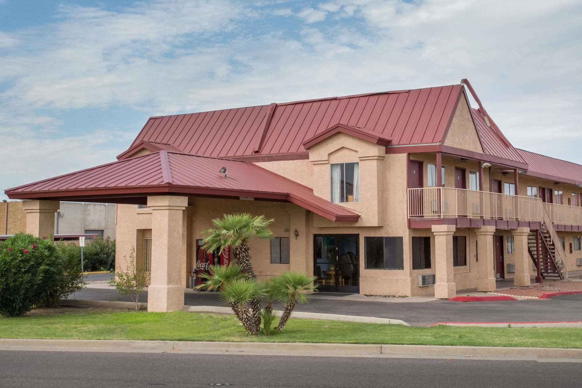 Knights Inn Phoenix At N Black Canyon Hwy מראה חיצוני תמונה